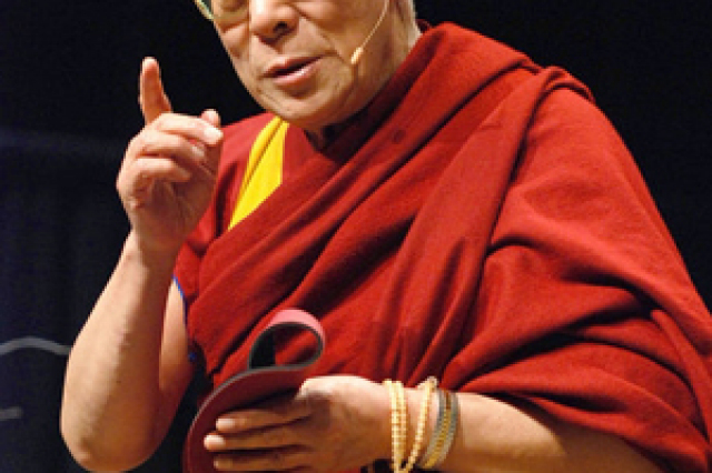 Далай-лама о предписании «считать совершенным любое действие учителя»