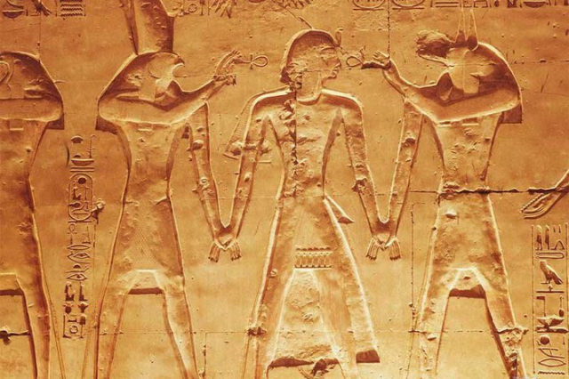 Трудности в изучении египетских знаний