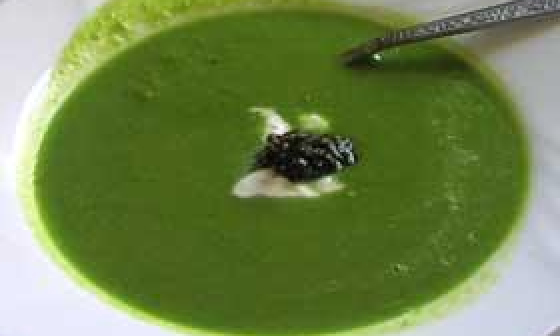 Зеленый сыроедческий суп