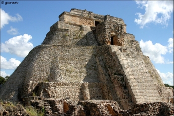 Ушмаль - древний город майя