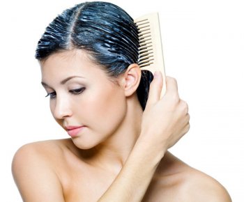 Избавляемся от перхоти и выпадения волос с помощью народных рецептов Избавляемся от перхоти и выпадения волос с помощью народных рецептов