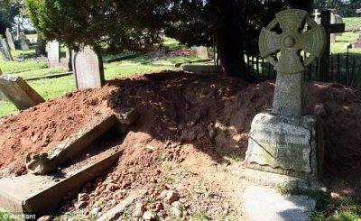 Что означает, когда снится могила живого человека: толкования по сонникам Картинка 1