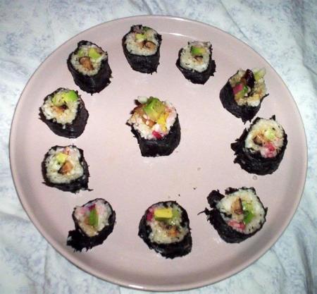 Роллы с грибами