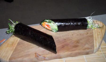 Ели прям так, откусывая